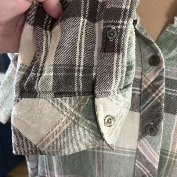 Trendy and Tipsy SZ XL Womens One of A Kind Upcycled Vintage Flannel Shirt Boho - Picture 4 of 7